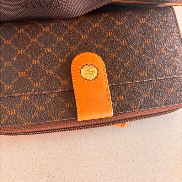 Rioni Brown and Orange Crossbody Bag with matching wallet - Picture 6 of 16